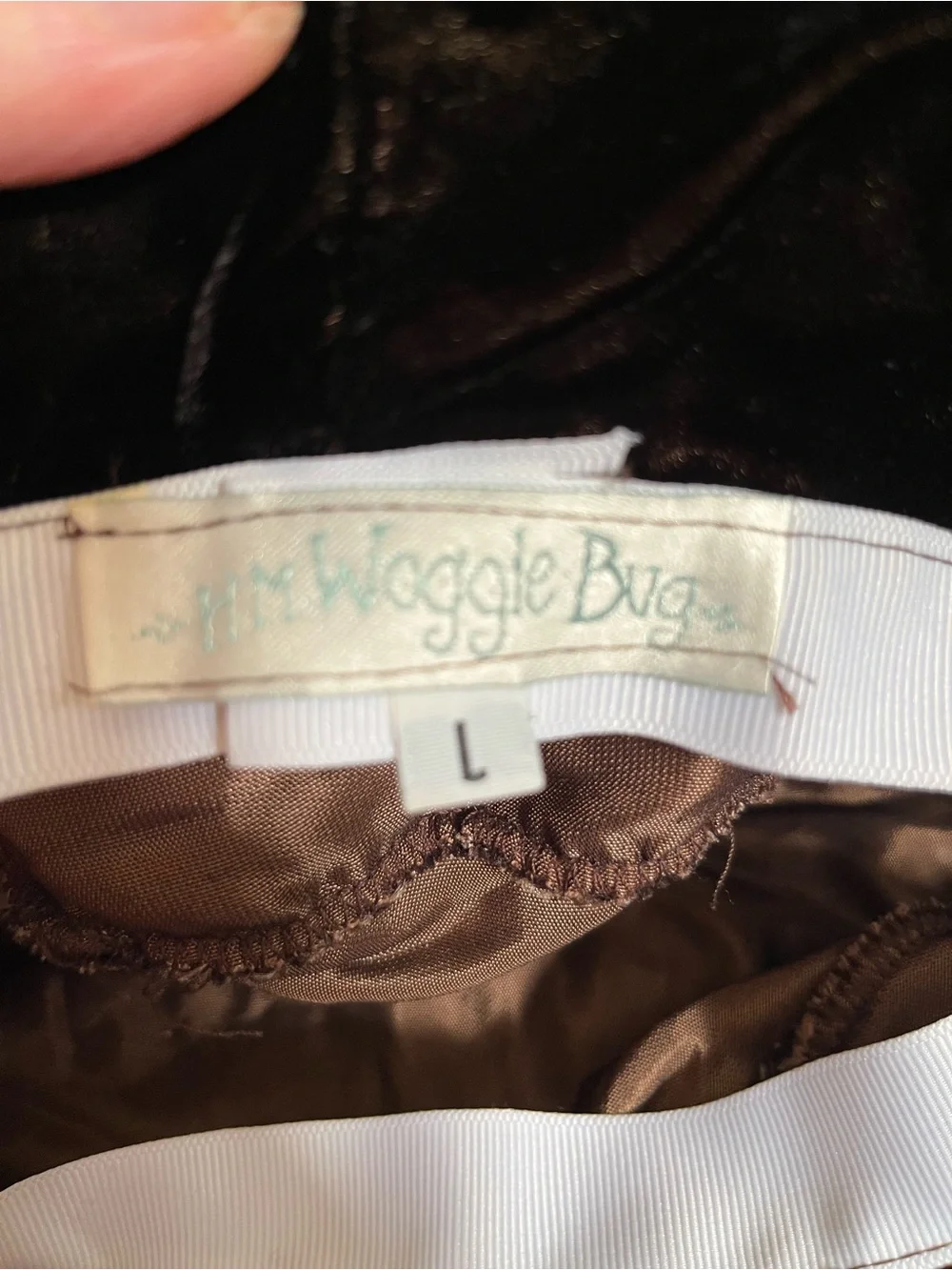 Gm woggle bugs Brown Velvet Bucket Hat with Shimmery Rose Bow - Picture 3 of 3